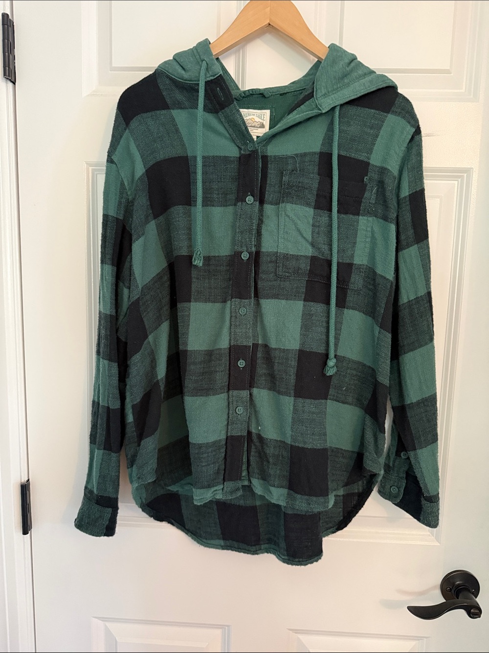 American Eagle Outfitters Green and Black Plaid Hooded Button-Up